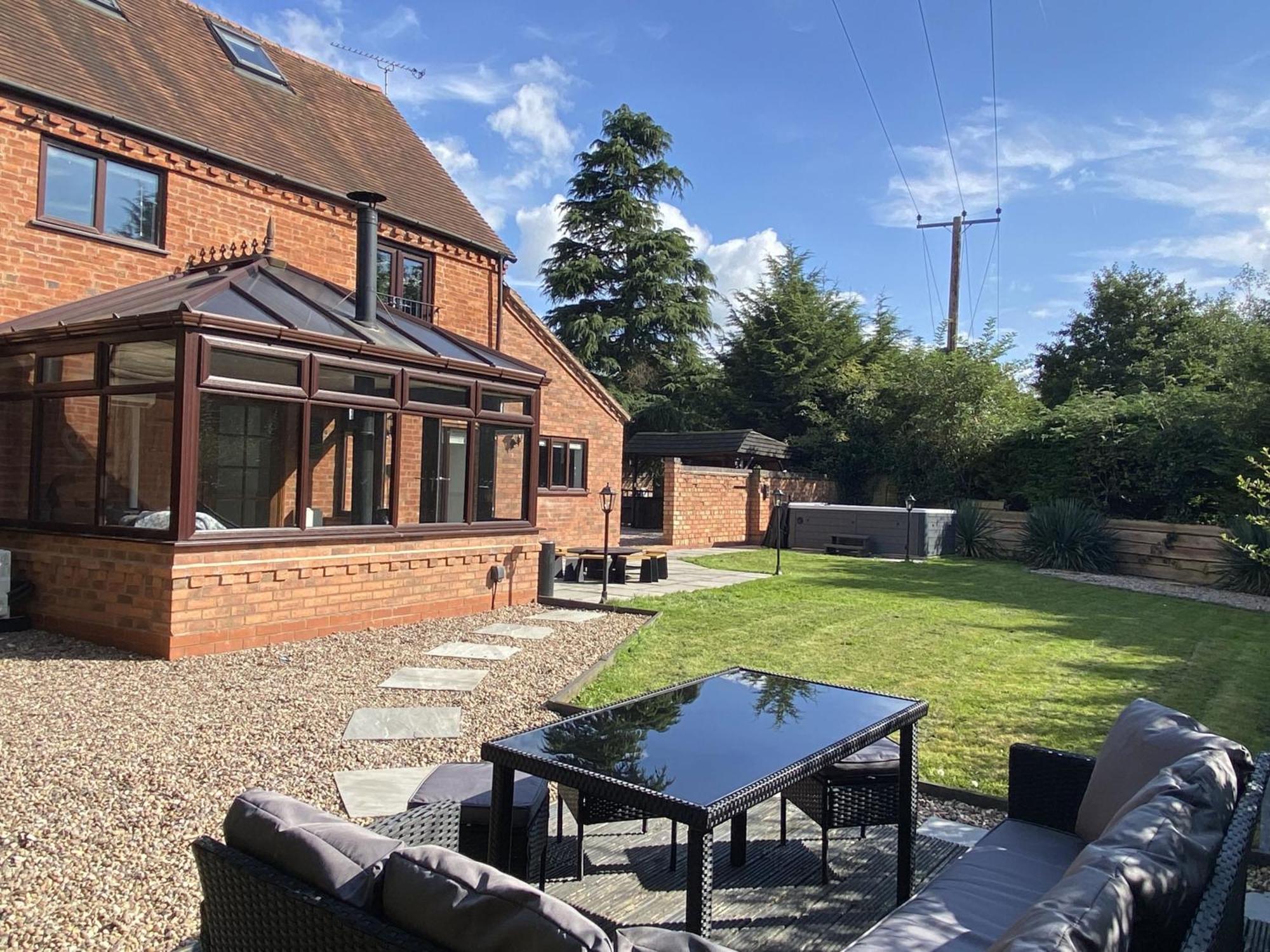 The Coach House Villa Birmingham Buitenkant foto