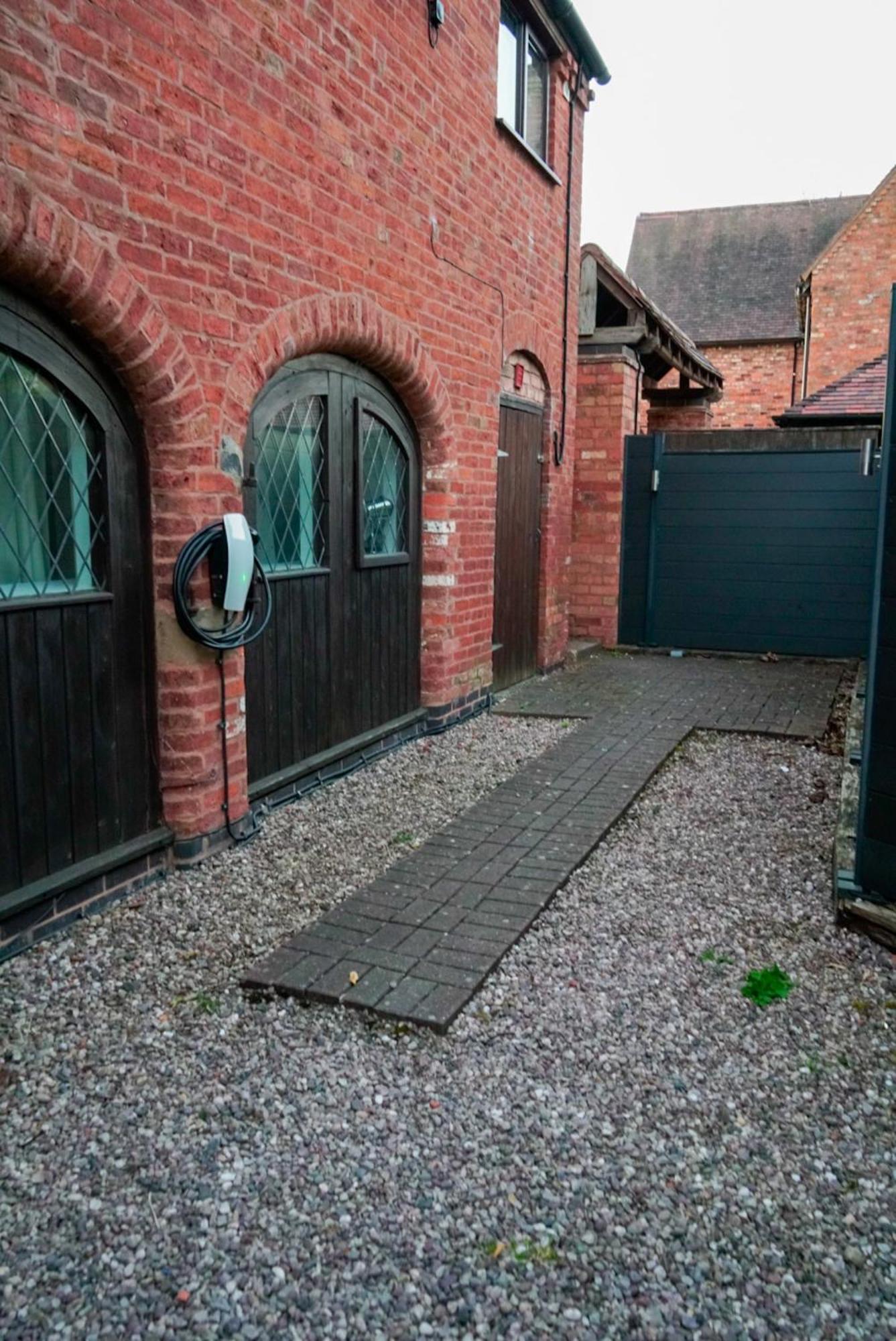 The Coach House Villa Birmingham Buitenkant foto